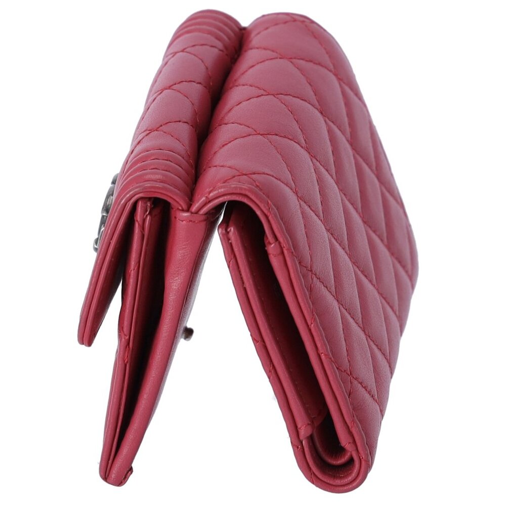 CHANEL Le Boy Trifold Wallet Pink Lambskin - Picture 2 of 7